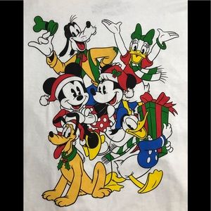Disney Mickey T-Shirt Large Merry Christmas